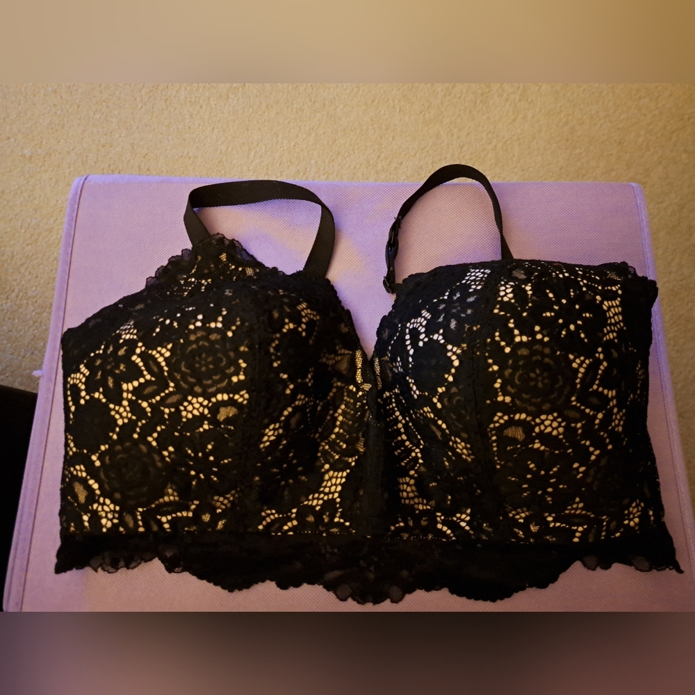 AERIE Black Lace Bralette NO UNDERWIRE 4 hook closure SIZE 38DD